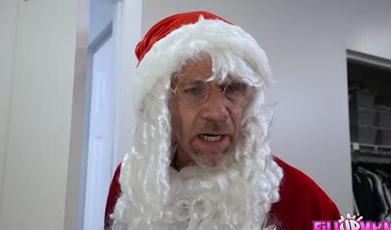 Fat stepmom with big tits gave sex for Christmas