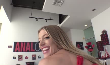 Slender beauty gave tight anal at porn casting