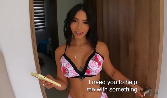 A brunette with a big ass came to ask for help and sex