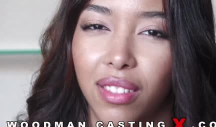 Cute skinny chick tried double penetration at a casting