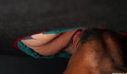 The fat blonde tried the black man’s dick and was delighted