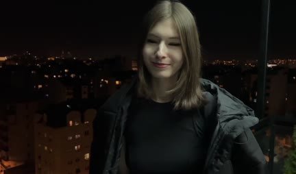 Russian chick is ready to fuck doggystyle with a pickup artist for money