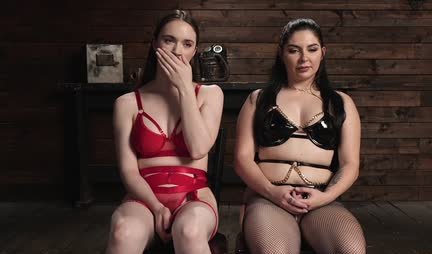 Lesbian licked her friend's pussy and fucked her in the ass with a toy