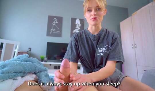 Russian stepsister actively jerks off brother's penis in ...