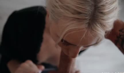 Russian beautiful blonde loves to fuck since the morning