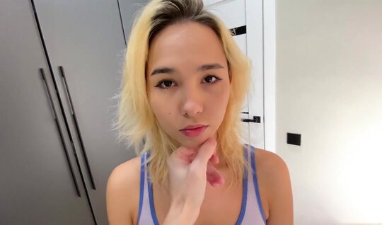 A young Russian girl stood up doggy style to have sex wit...