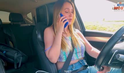 Russian mother gives a blowjob in the car with pleasure