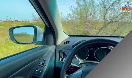 Russian mother gives a blowjob in the car with pleasure