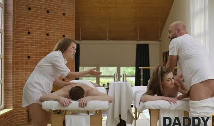 A lustful girl managed to cheat on her boyfriend during a massage session