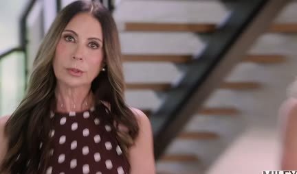 Mature women with big tits seduced a guy for FFM