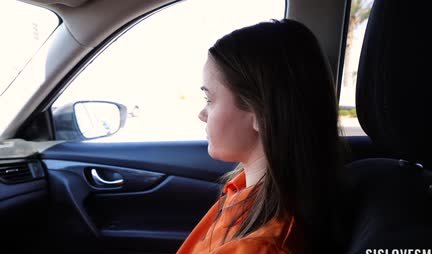 A young girl tried her friend's sweet dick in the car