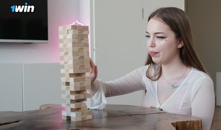 A young Russian girl lost her wet pussy to her friend