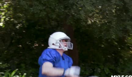 A red-haired woman had a threesome with young athletes