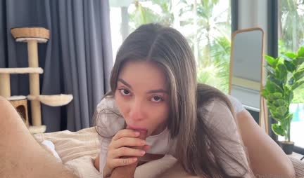 Assed Russian girlfriend wants to fuck since the morning