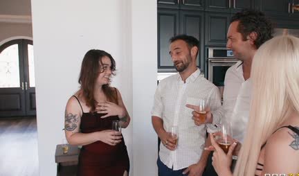 Ass girl tried MFM with double penetration