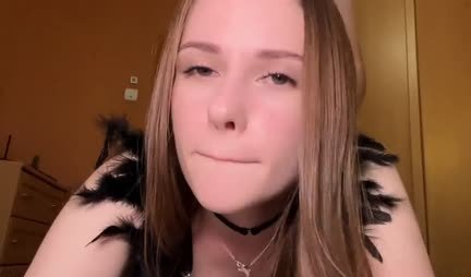 A young girl received a mouth full of thick sperm