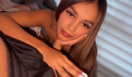 A skinny beauty drinks a little and loves to suck dick