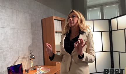 A passionate woman with big tits paid off her debts in kind