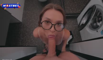 Russian girl in torn tights is ready to sex