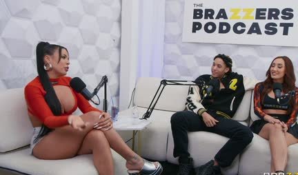 Milf with big tits is ready to try threesome