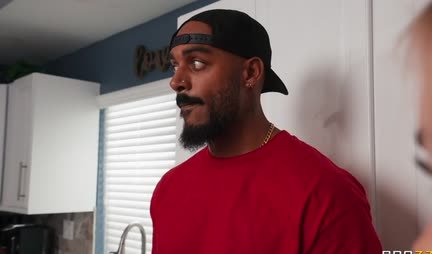 Negro had a cool fucking red and blonde