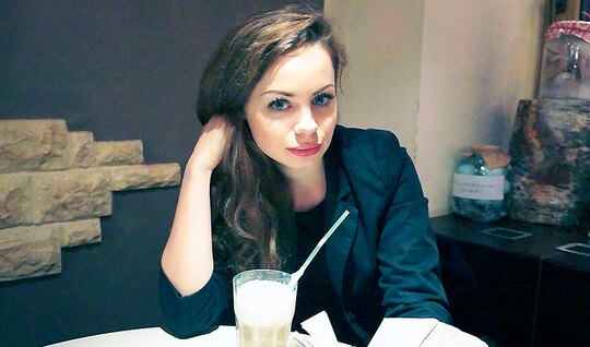 Pikaper persuaded the Russian bitch to sex with him on ca...