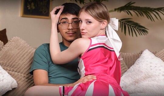 A modest young guy coolly fucked a lustful girlfriend