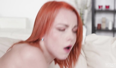 Shot photos with redhead chick and nailed her in the ass