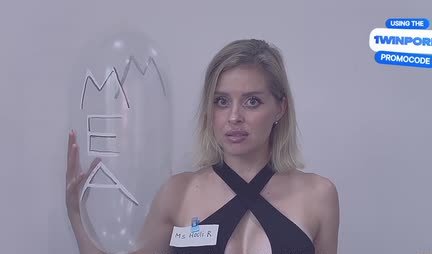 Russian with big tits has long dreamed of such bliss