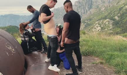 The guys took the girls to nature and fried in butt