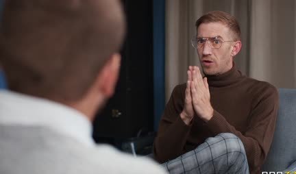 A psychologist with a big member fucked someone else's wife in wet pussy