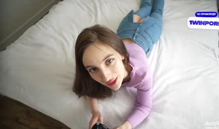 Russian girlfriend in torn jeans is ready to have sex