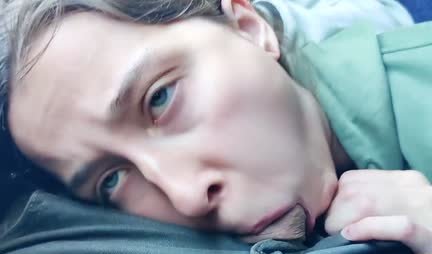 Russian girl made a blowjob to a stranger on a bus