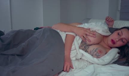 I wanted to change my girlfriend, but I had to arrange group sex