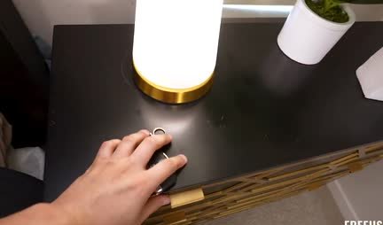 A pretty mother with an elastic ass is always ready to get up with cancer