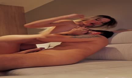 Blonde with big boobs high from Kuni and Sex