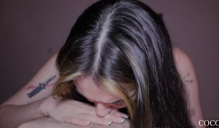 Feed the Russian girlfriend with a fresh portion of sperm after blowjob