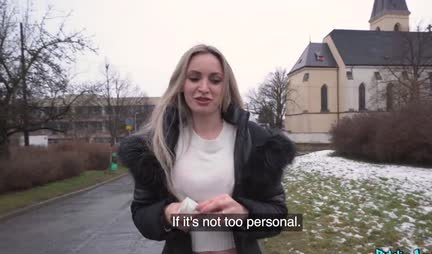 The tourist led to the pickuper and now gets high from the penis