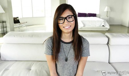 Short-sighted girl first time Fucks on the casting with b...