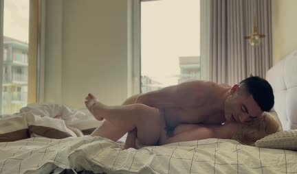 Passionate Russian girl Kaifs from morning sex