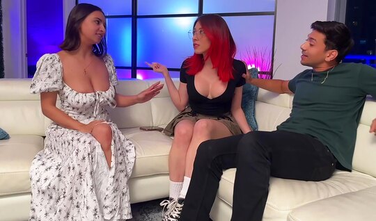 A girl with big tits muddied a triplet with friends