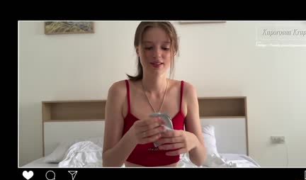 A young girl in a cap gave immediately after meeting