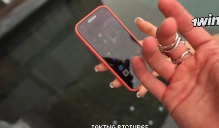 Slender Russian blonde gave the guy to lick her holes