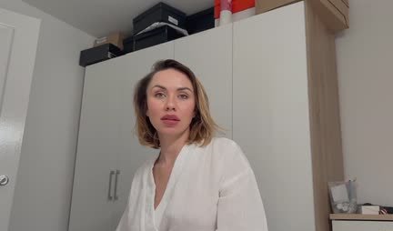 Sexy Russian woman wanted massage and it turned out sex