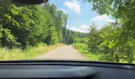 A girl with an elastic ass fucks a guy in nature