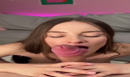 Russian cutie deftly wet pussy saddled the barrel