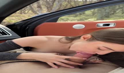 Russian depraved girl fucks a guy in a car
