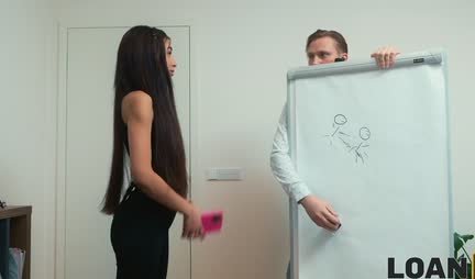 In order to work in the office, the beauty is ready to fuck