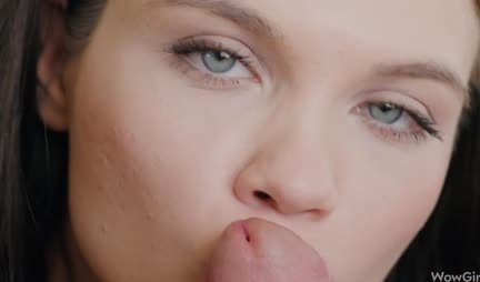 Flexible young chick can even fuck in the splits