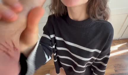 The girl pleased the dick with a deep blowjob in homemade porn